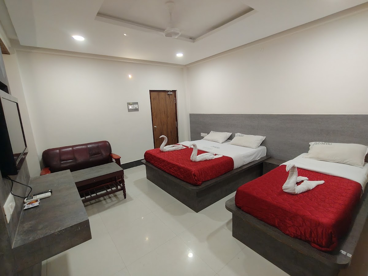 Hotel Picnic Velankanni – Main Road, 1,300+ Reviews, Check-in 10 AM