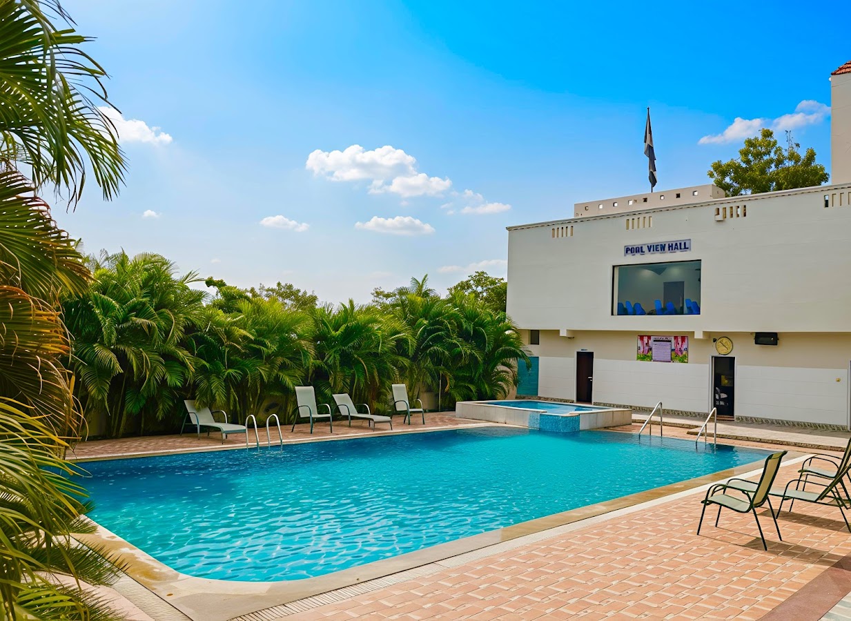 Hotel Seagate Velankanni – Swimming Pool, Seafood Restaurant