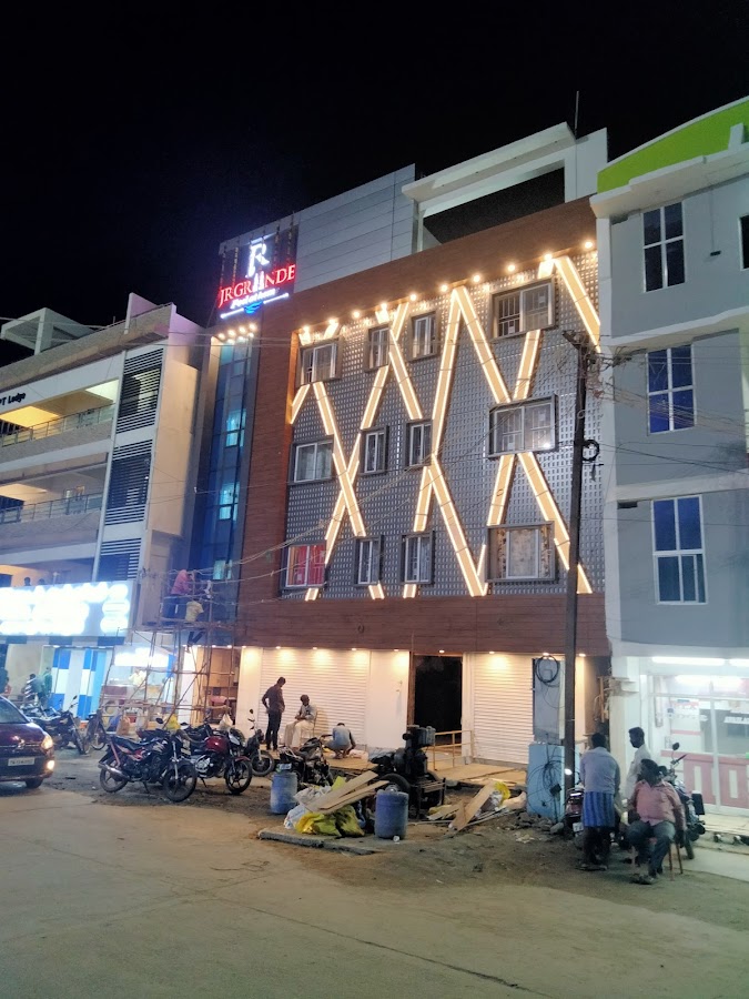 JR Grande Feel at Home Velankanni – Budget, Check-in 12 PM