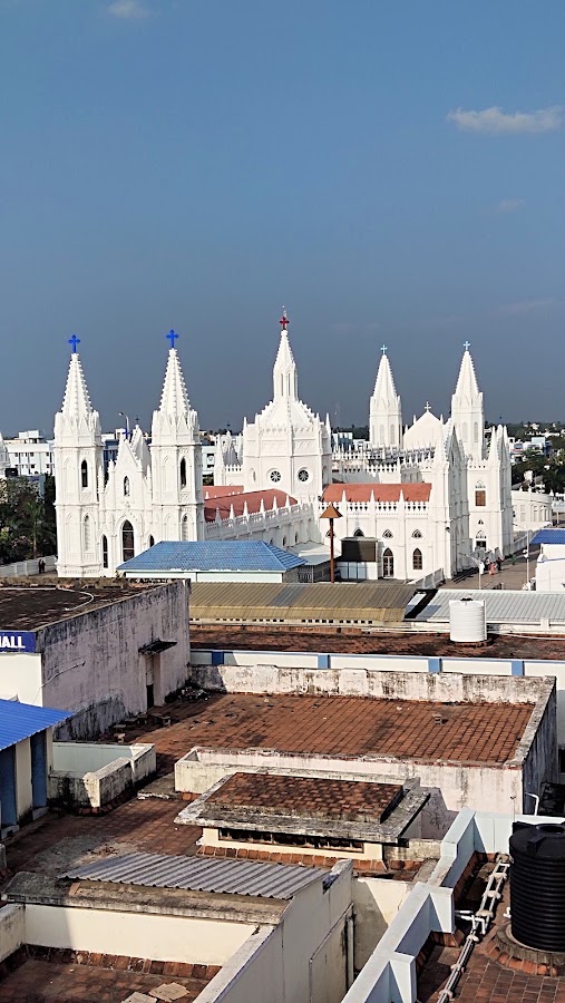RR Residency Velankanni – Beach Access, Wi-Fi, AC