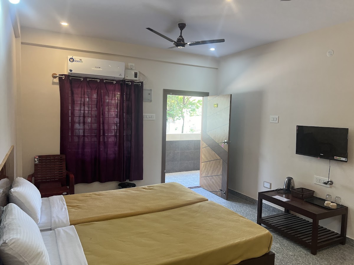 RT Service Apartment Hotel Velankanni – Muslim St, Check-in 2pm