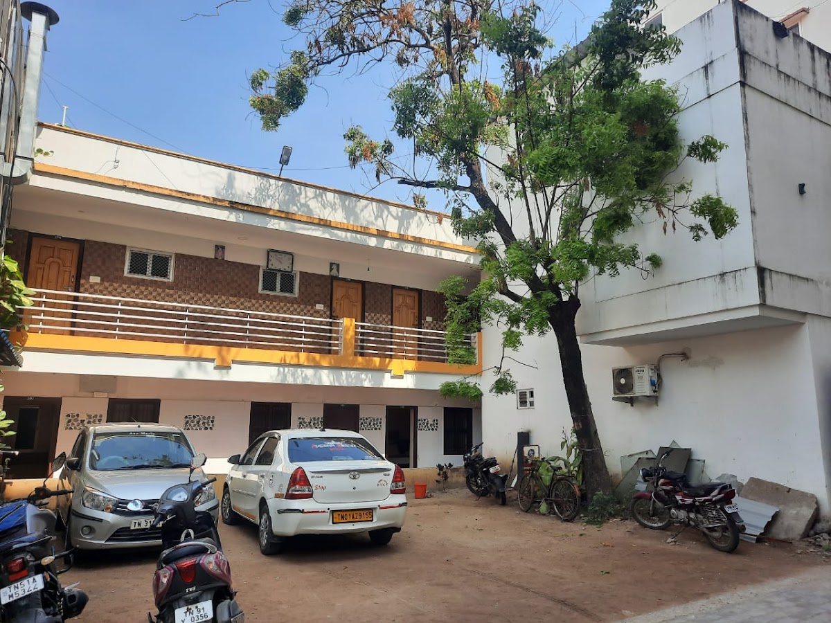 Sampoorna Holidays Lodge Velankanni – Opposite Morning Star Church
