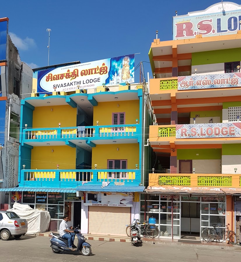 Sivasakthi Lodge Velankanni – Budget, Near Basilica