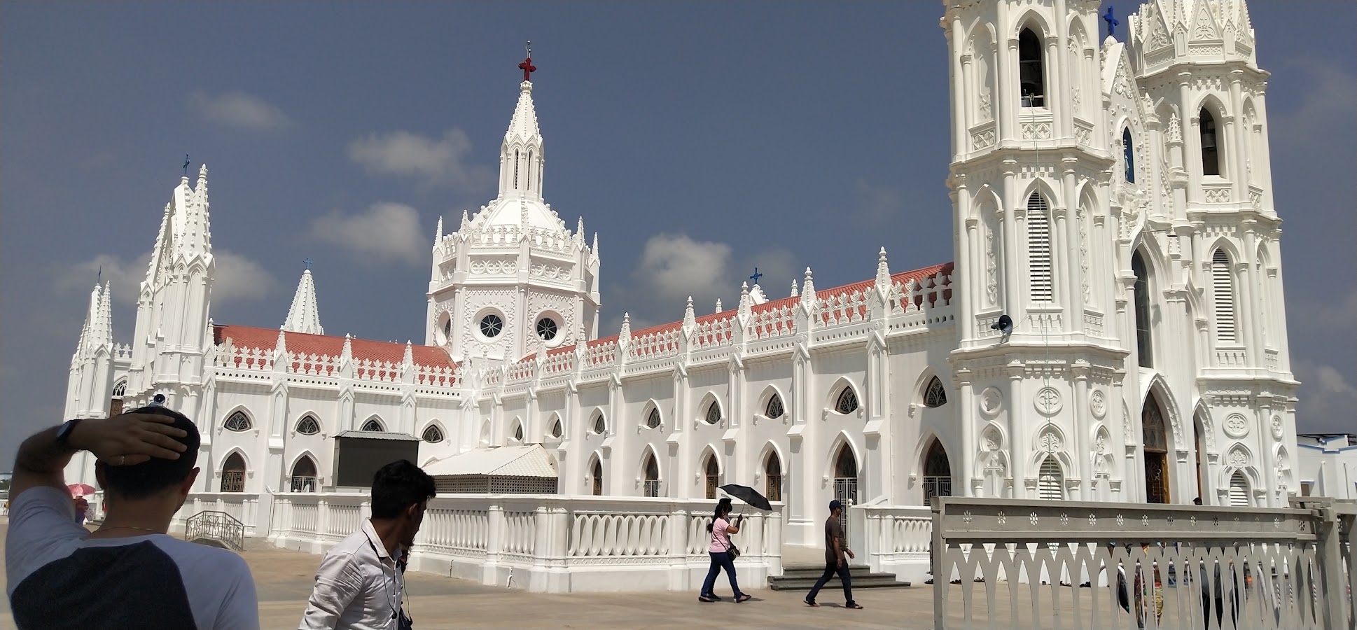 Sri Ram Lodge Velankanni – Wi-Fi, Parking, +91 98424 63836